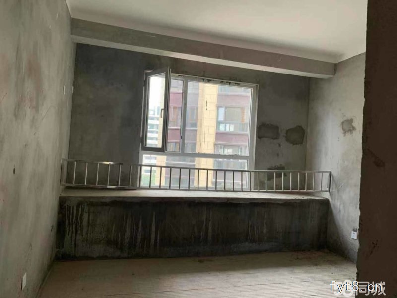 桃源里 超大阳台,交通方便 环境优美 一小 实验中学